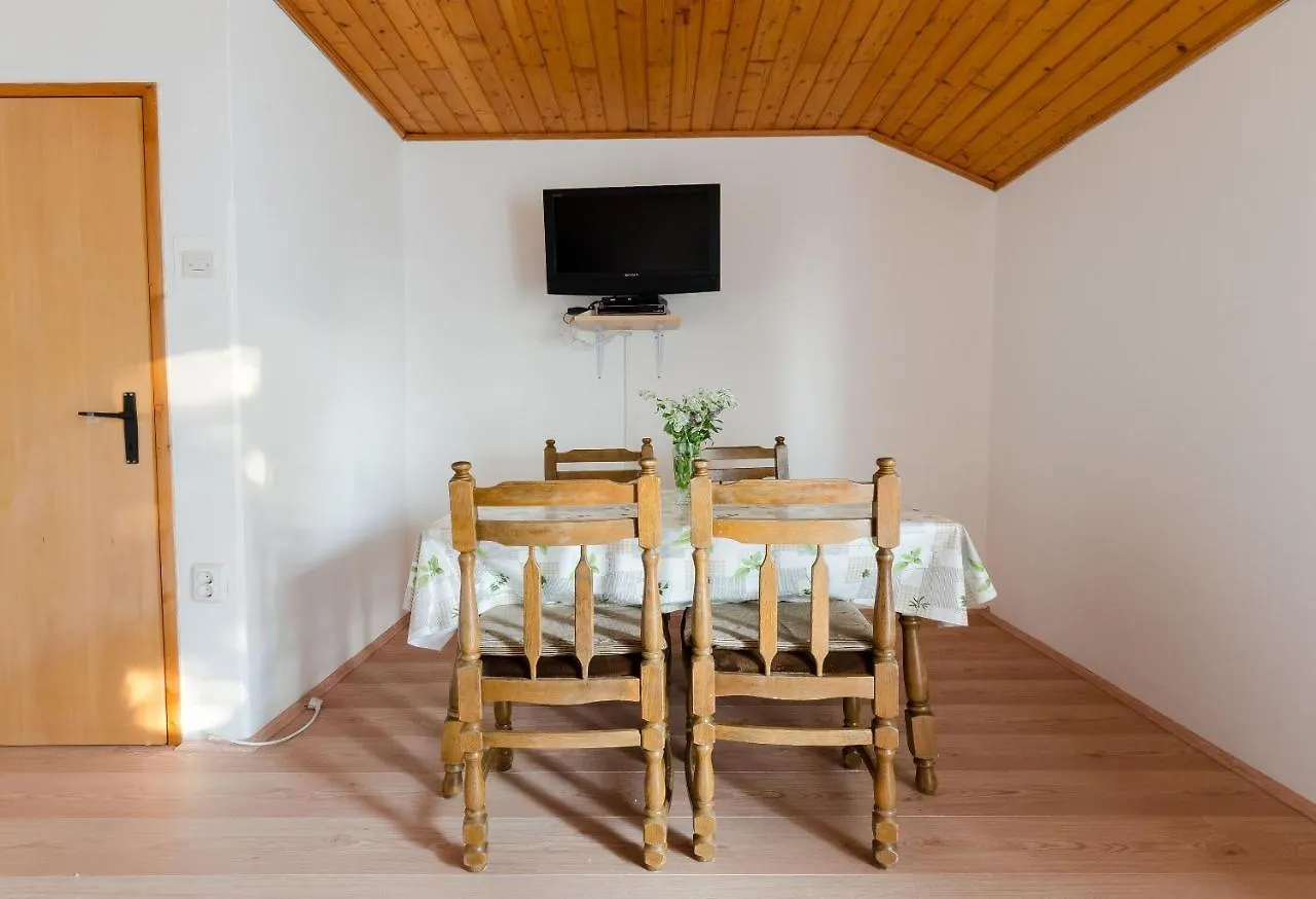 Apartment Ankica Lopar 0*,  Hırvatistan
