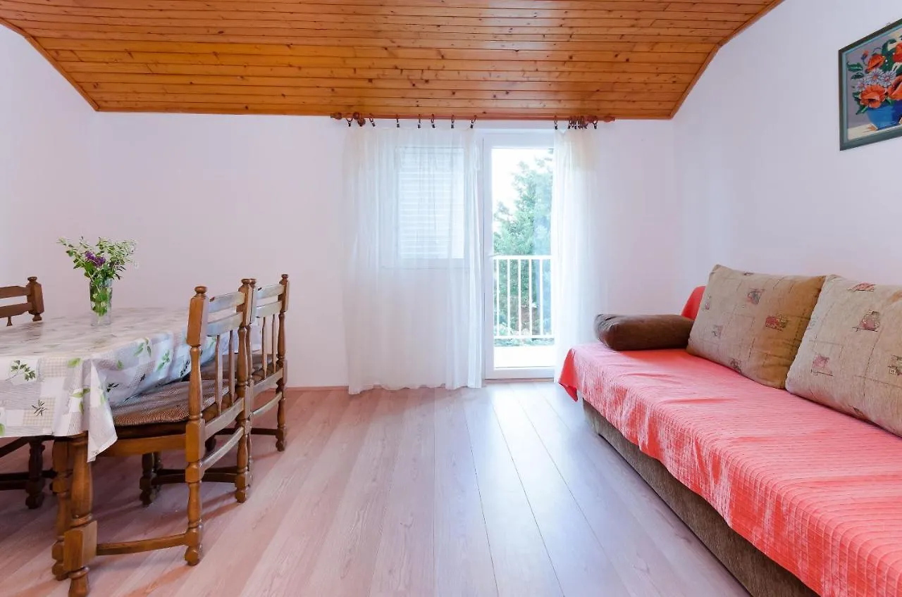 Apartment Ankica Lopar