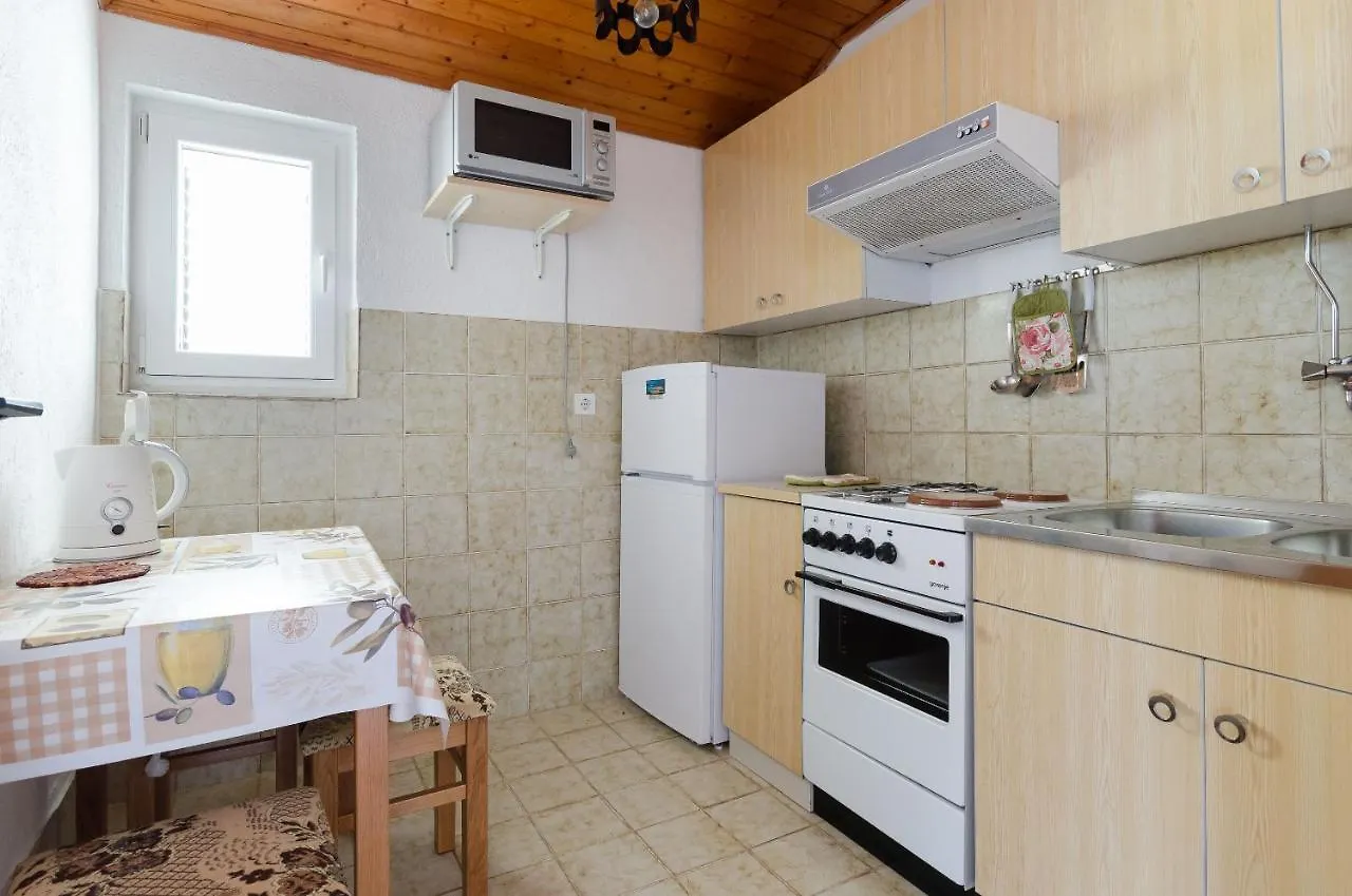 Apartment Ankica Lopar